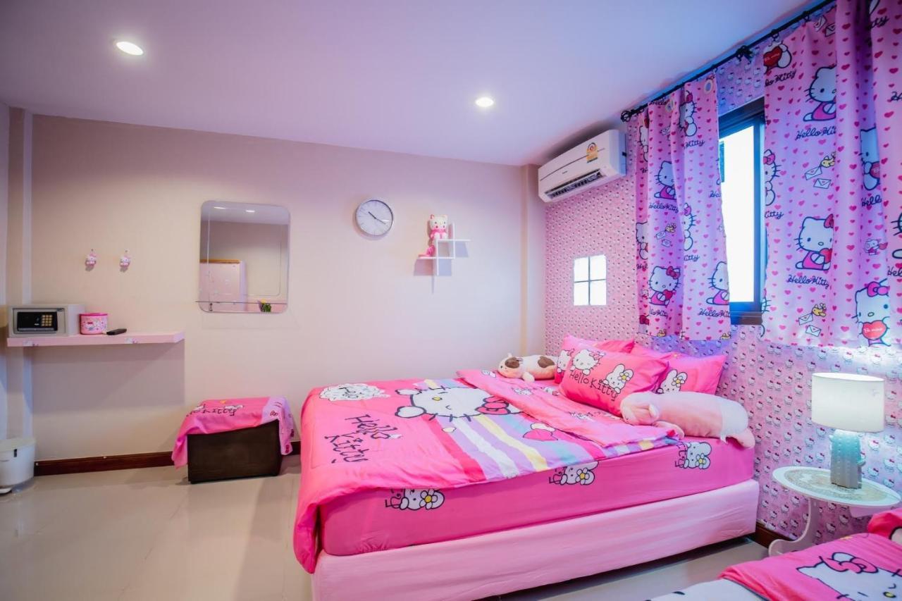 Menulis Coolly House Patong Bed & Breakfast Exterior photo